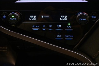 Toyota Camry 2,5 160 kW Hybrid Active 2020