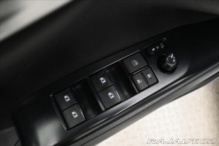 Toyota Camry 2,5 160 kW Hybrid Active 2020