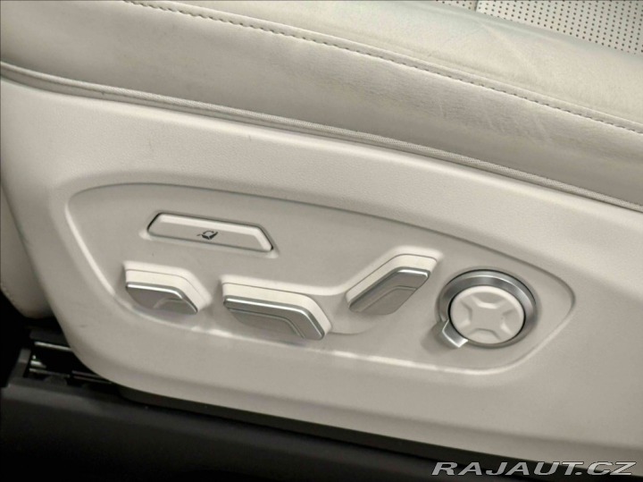 Hyundai Ostatní modely Ioniq 9 0,0 7S PERFORMANCE CALLIG 2025