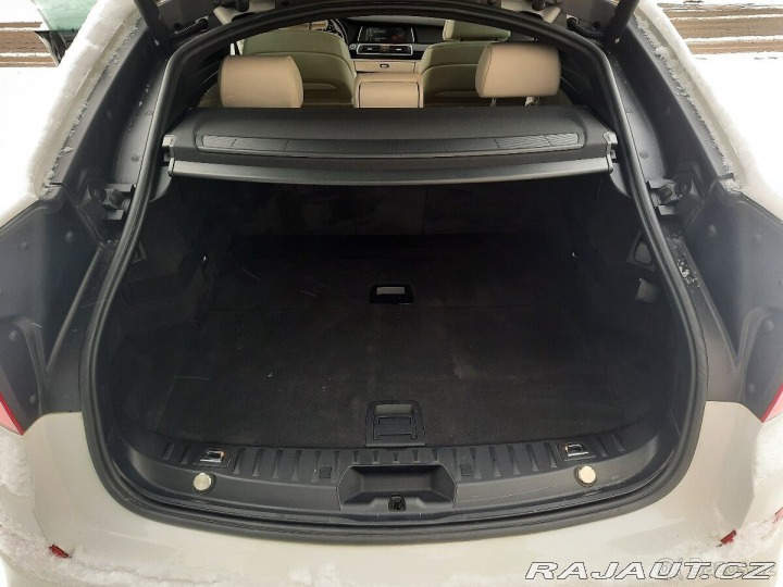 BMW 5 3,0   535d GT Xdrive 2011