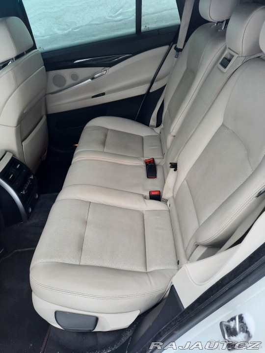 BMW 5 3,0   535d GT Xdrive 2011