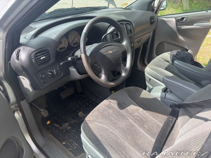 Chrysler Voyager 2,8   CRD AUTOMAT,tažné, 2004