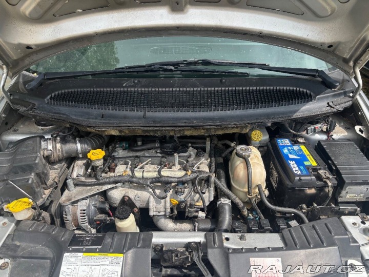 Chrysler Voyager 2,8   CRD AUTOMAT,tažné, 2004