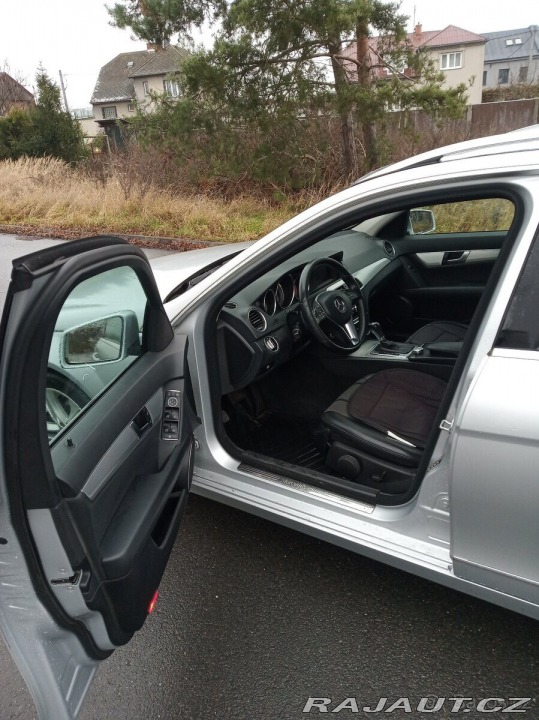 Mercedes-Benz C 2,1   C220 (w204) Automat 2012