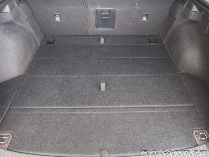 Hyundai i30 1.5T-GDi,118kW,CZ,Family 2022