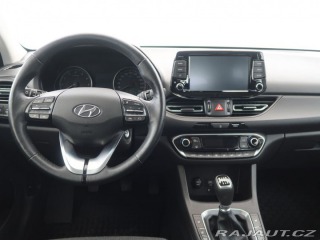Hyundai i30 1.5T-GDi,118kW,CZ,Family 2022