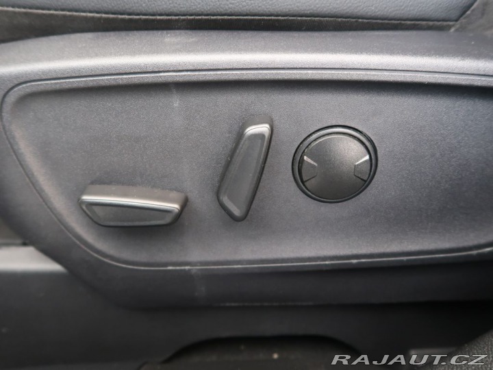 Ford Kuga 2.5Plug-In,165kW,ST-Line 2022