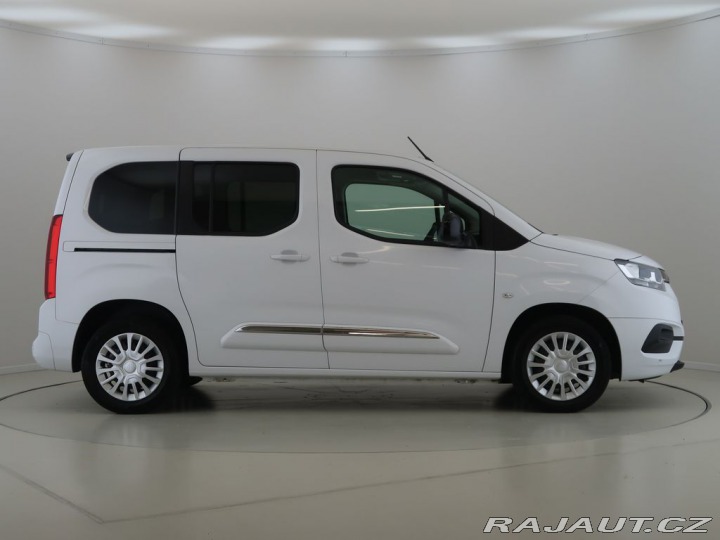 Toyota ProAce City Verso 1.5D-4D,CZ,1Maj,Manuál,L1 2023