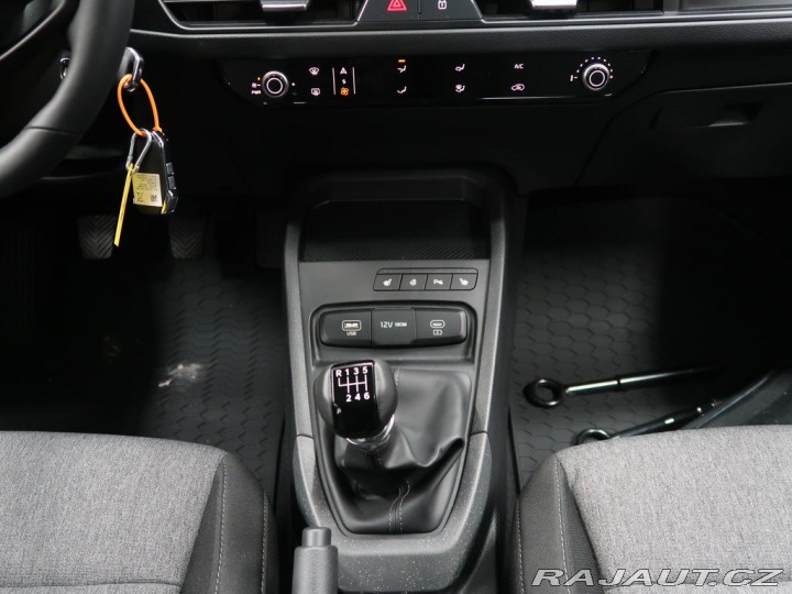 Kia Stonic SPIN - K odběru IHNED 2026