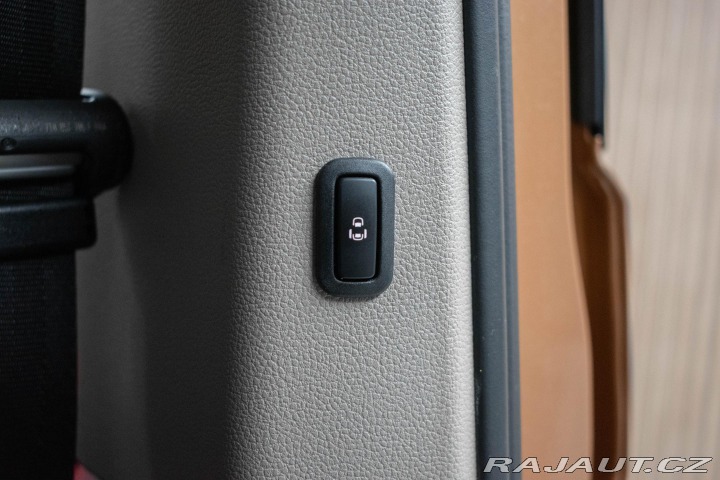 Volkswagen Multivan 2.0 TDI REZERVACE 2023