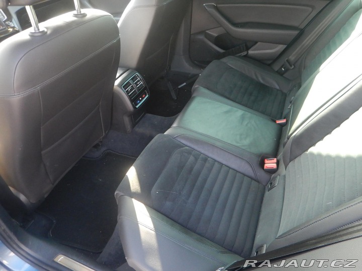 Volkswagen Passat R LINE 2.0 TDi 140 kw AUT 2015