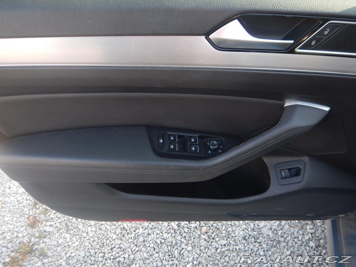 Volkswagen Passat R LINE 2.0 TDi 140 kw AUT 2015