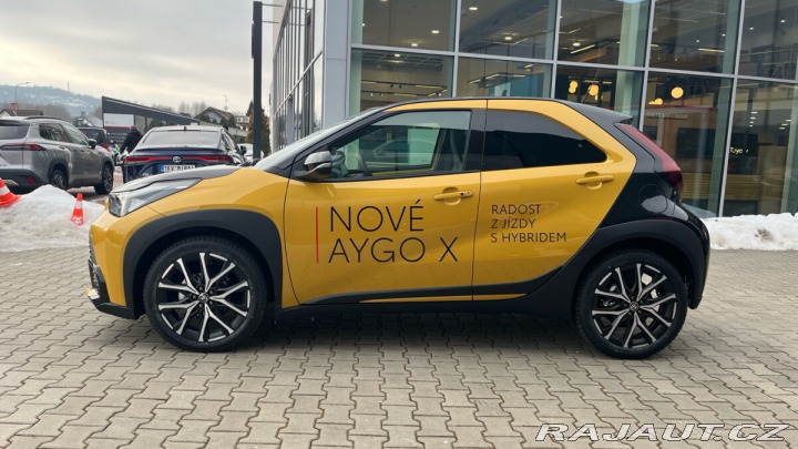 Toyota Aygo 1,5 Hybrid e-CVT GR Sport 2025