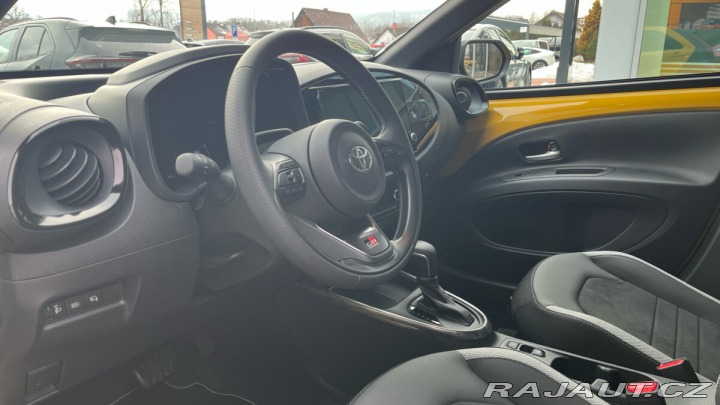 Toyota Aygo 1,5 Hybrid e-CVT GR Sport 2025