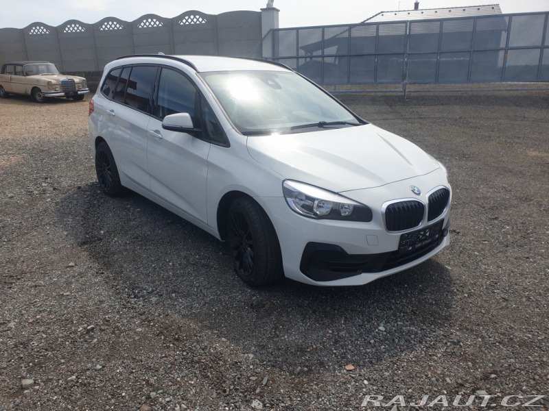BMW 2 220