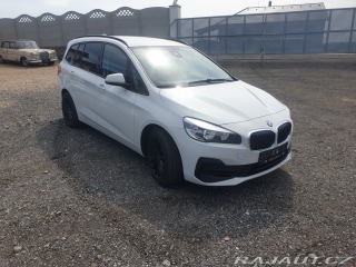 BMW 2 220