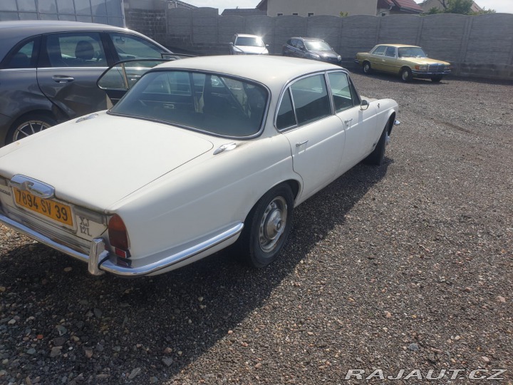 Jaguar XJ XJ 12 Valec, 5.2L,manual 1974