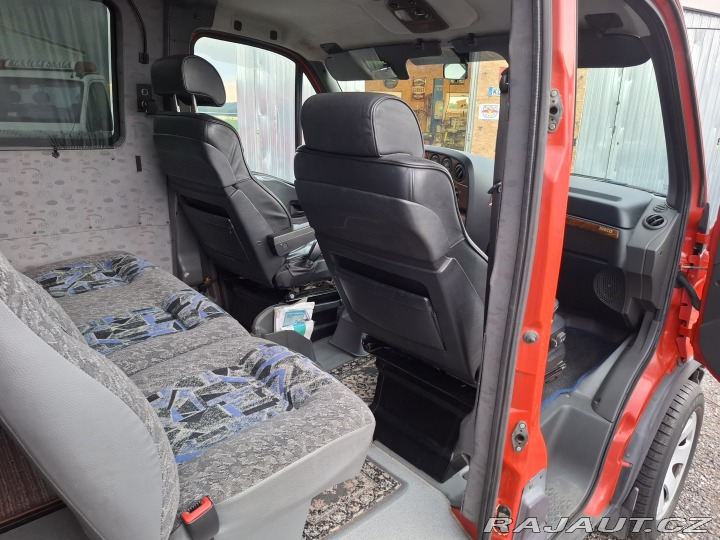 Ostatní značky Ostatní modely Iveco Daily 3.0D 8míst 2006