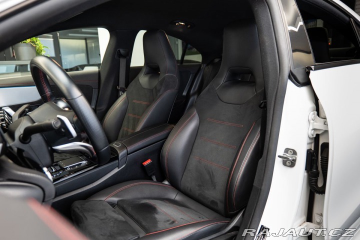 Mercedes-Benz CLA 200d 1800