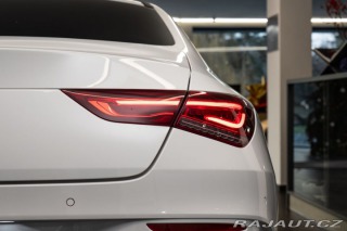 Mercedes-Benz CLA 200d 1800