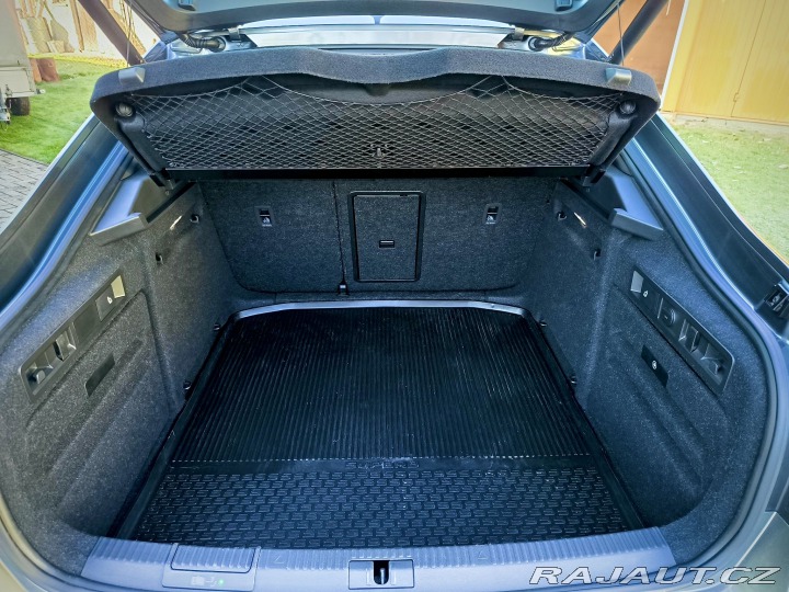 Škoda Superb Sportline 2.0 TSI 2023