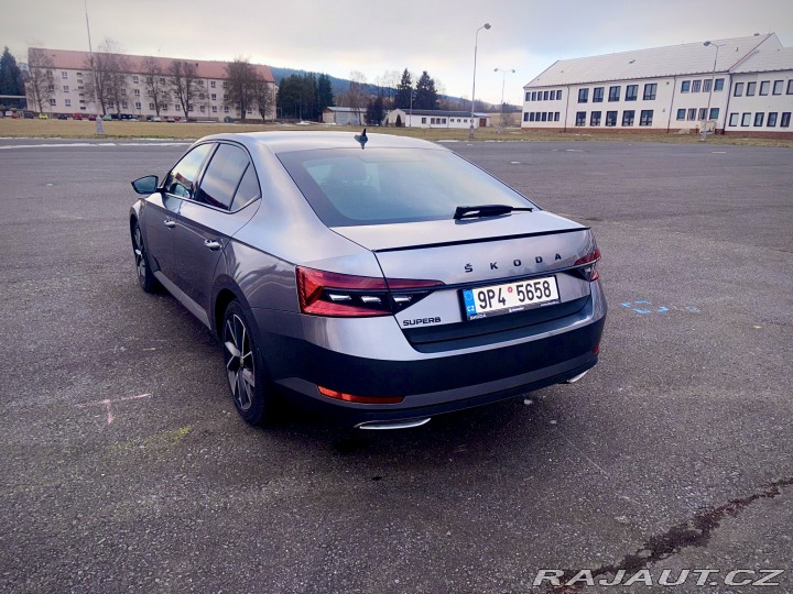 Škoda Superb Sportline 2.0 TSI 2023