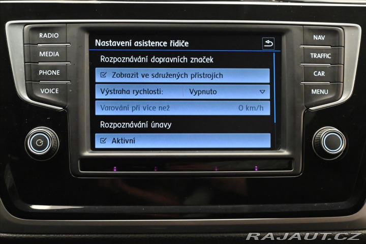 Volkswagen Touran 1,6 TDI 85 kW Navigace Zá 2016