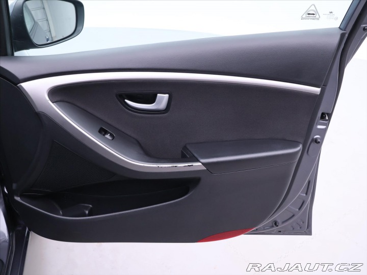 Hyundai i30 1,6 CRDi 81kW CZ 2015