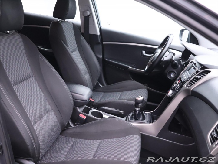 Hyundai i30 1,6 CRDi 81kW CZ 2015