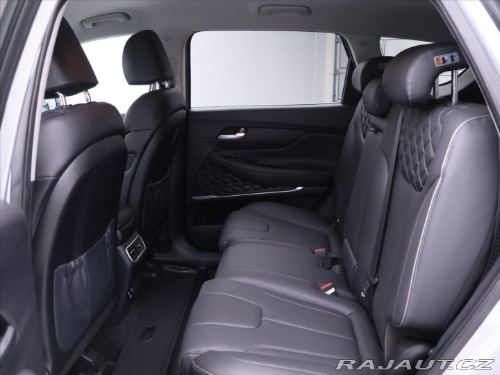 Hyundai Santa Fe 2,2 CRDI 142kW CZ 1.Maj D 2023