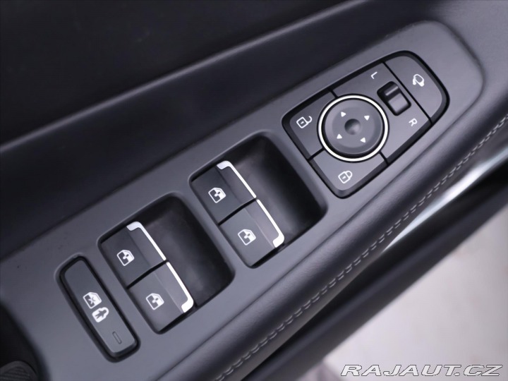 Hyundai Santa Fe 2,2 CRDI 142kW CZ 1.Maj D 2023