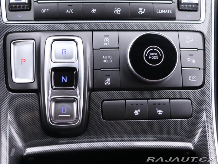 Hyundai Santa Fe 2,2 CRDI 142kW CZ 1.Maj D 2023