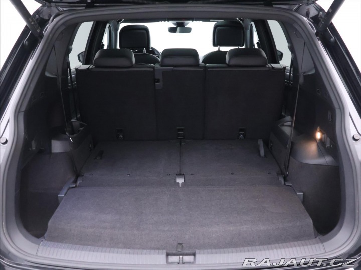 Volkswagen Tiguan Allspace 2,0 TSI DSG 4M R-Line 7Mí 2022