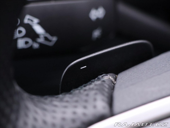 Volkswagen Tiguan Allspace 2,0 TSI DSG 4M R-Line 7Mí 2022