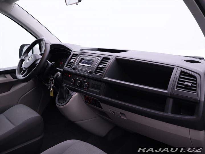 Volkswagen Transporter 2,0 TDI 110kW CZ 9-Míst T 2018