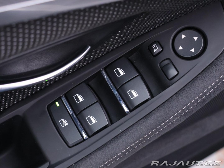 BMW 5 3,0 530D 190 kW xDrive M- 2011