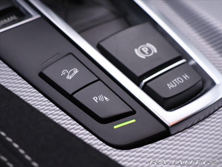 BMW 5 3,0 530D 190 kW xDrive M- 2011