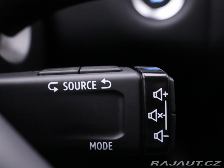 Renault Captur 1,6 68kW E-TECH Plug-in H 2023