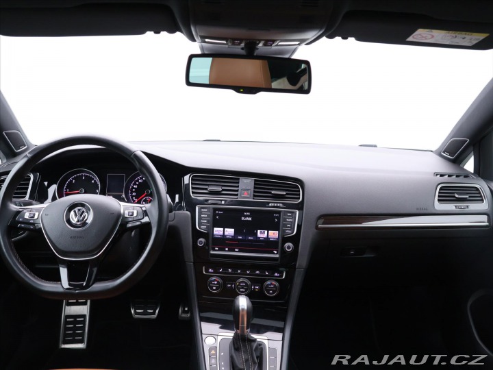 Volkswagen Golf 2,0 TDI 110kW DSG Highlin 2015