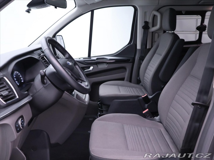 Ford Tourneo Custom 2,0 mHEV Titanium 8-Míst 2022