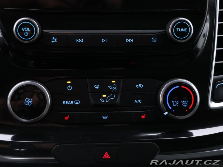 Ford Tourneo Custom 2,0 TDCi Titanium 8-Míst 2022
