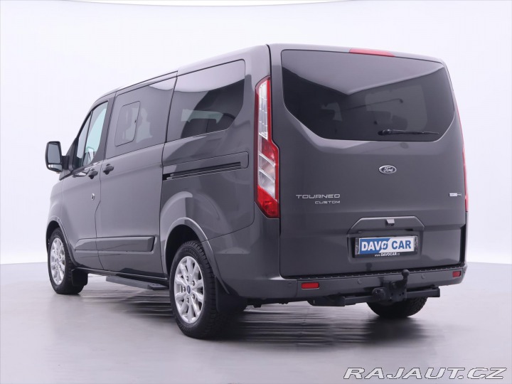 Ford Tourneo Custom 2,0 TDCi Titanium 8-Míst 2022
