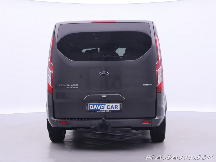 Ford Tourneo Custom 2,0 TDCi Titanium 8-Míst 2022