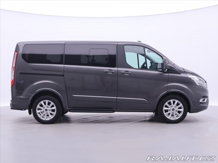 Ford Tourneo Custom 2,0 TDCi Titanium 8-Míst 2022