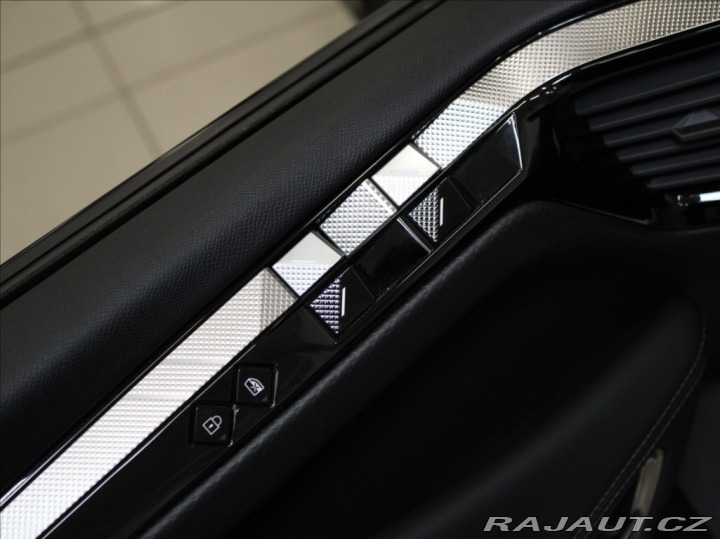 Ostatní značky Ostatní modely DS Automobiles DS4 Crossback 1,6 E-TENSE 225k.PANO.30t 2024