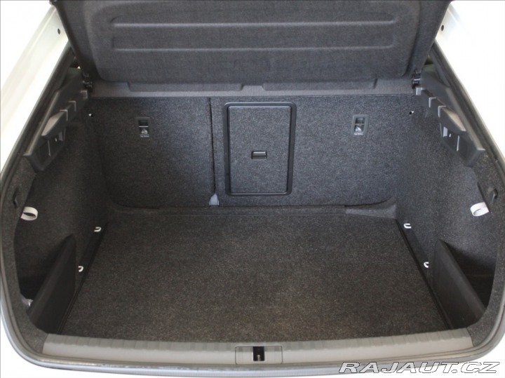 Škoda Octavia 2,0 RS 195kW DSG DCC 5L.Z 2025