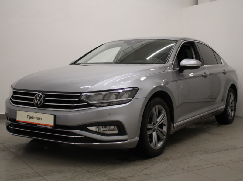 Volkswagen Passat 2,0 TDi DSG Highline 1.ma