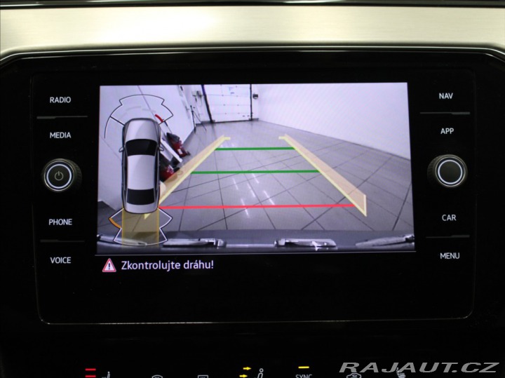 Volkswagen Passat 2,0 TDi DSG Highline 1.ma 2021