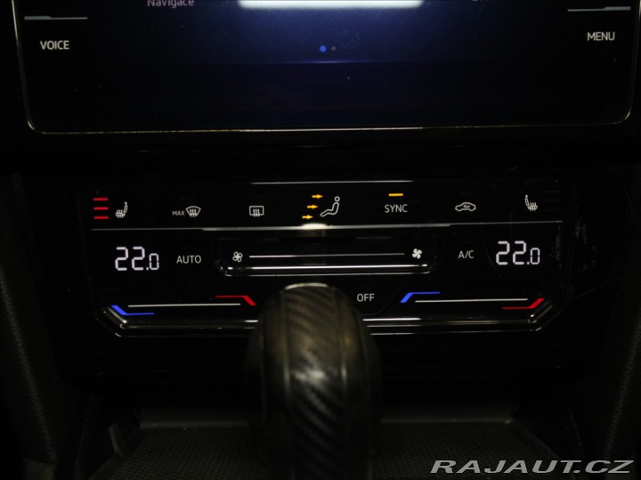 Volkswagen Passat 2,0 TDi DSG Highline 1.ma 2021