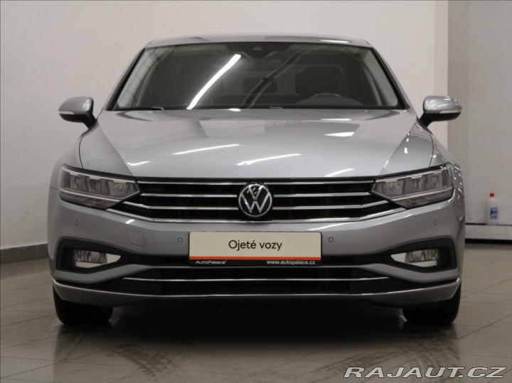 Volkswagen Passat 2,0 TDi DSG Highline 1.ma 2021